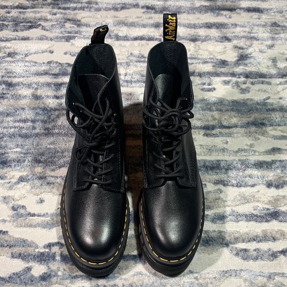 Dr Martens Audrick 8-Eye Boot - Picture 4 of 8
